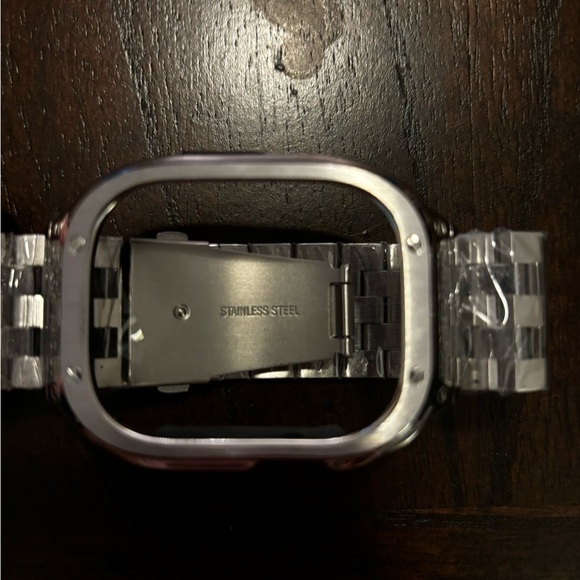 Stainless Steel Watch Strap & Cover Case | Ultra 49mm - Picture 3 of 5